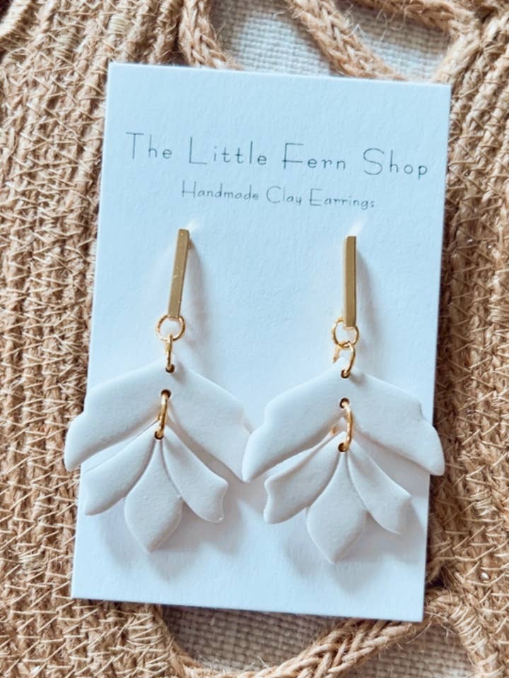 Krämiga eleganta dingel. för wholesale av The Little Fern Shop