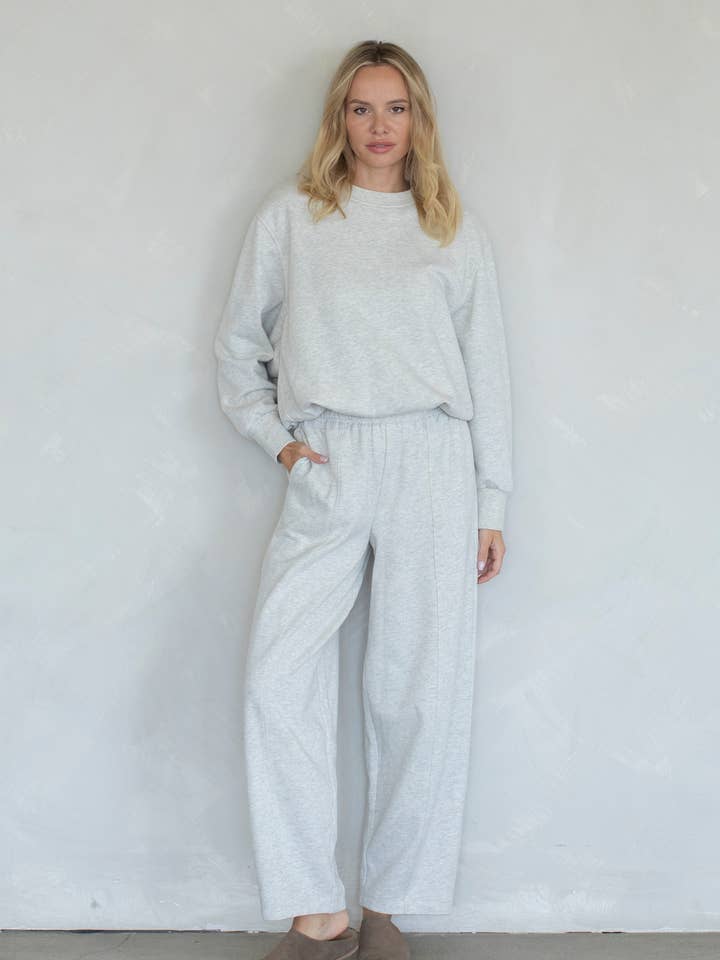 Things Between - Wholesale Sweatshirt - Women's - Hara Crewneck2