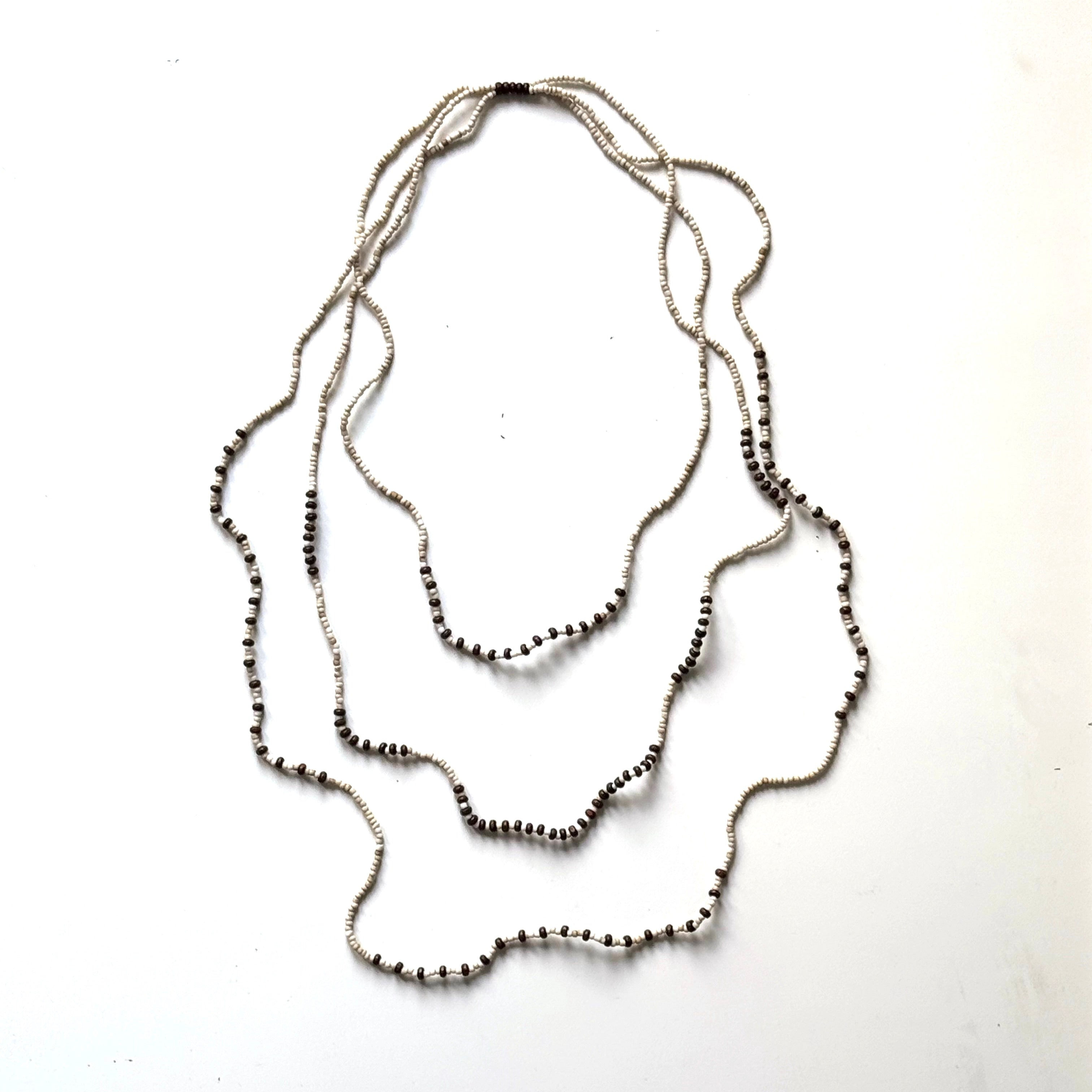 Suzie Blue Canada - Vente Collier de perles - Collier de perles triple brin1