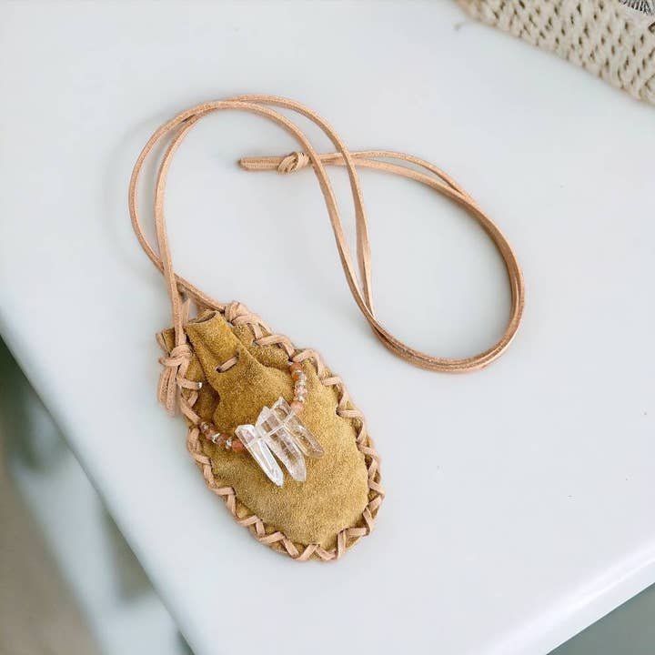 Shamana Co. - Wholesale Pendant/Charm Necklace - Helena Amulet Bag / Medicine Bag NecklaceÂ