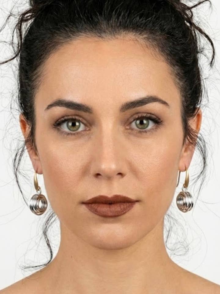 BARHATI por atacado de Escape from Paris