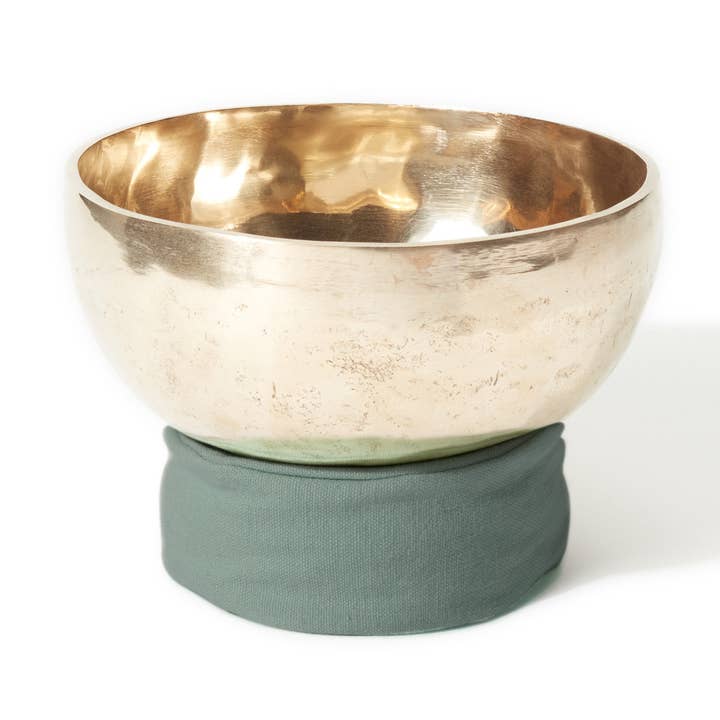 Seven Metals Meditation Singing Bowl - 7" - seafoam for wholesale by renoo || meditation goods for the modern home