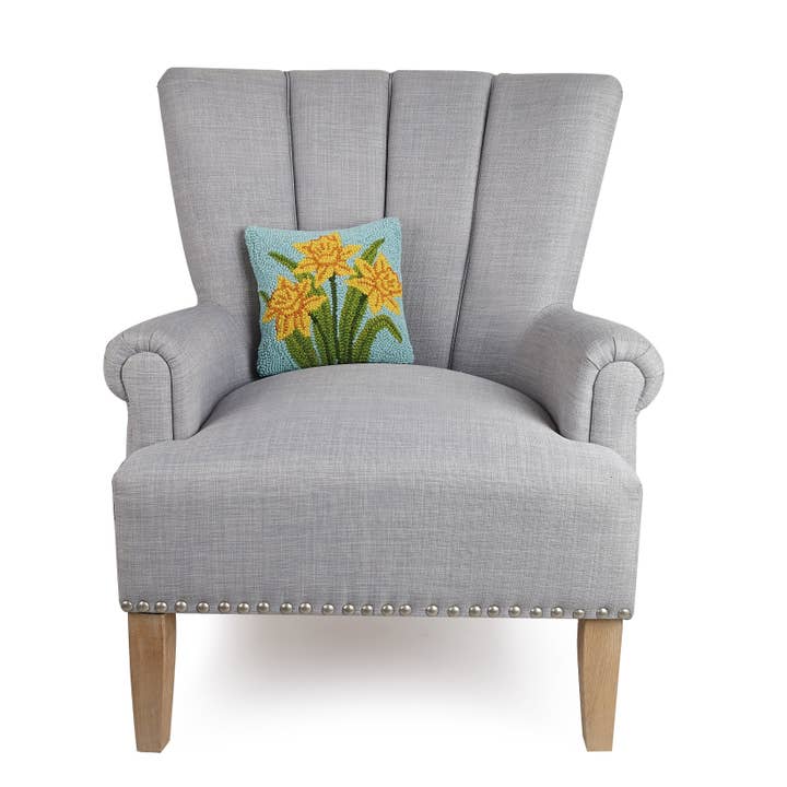 Peking Handicraft - Wholesale Throw/Decorative Pillow - Daffodil Flower Hook Pillow2