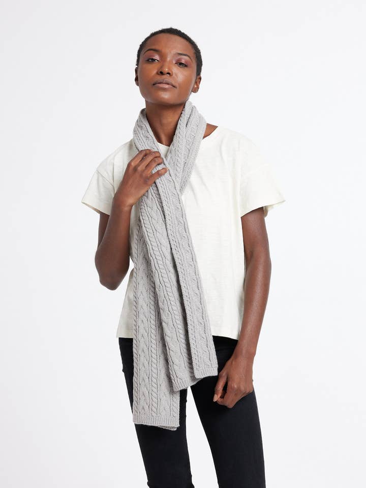 Römischer Schal für den Großhandel von Known Supply