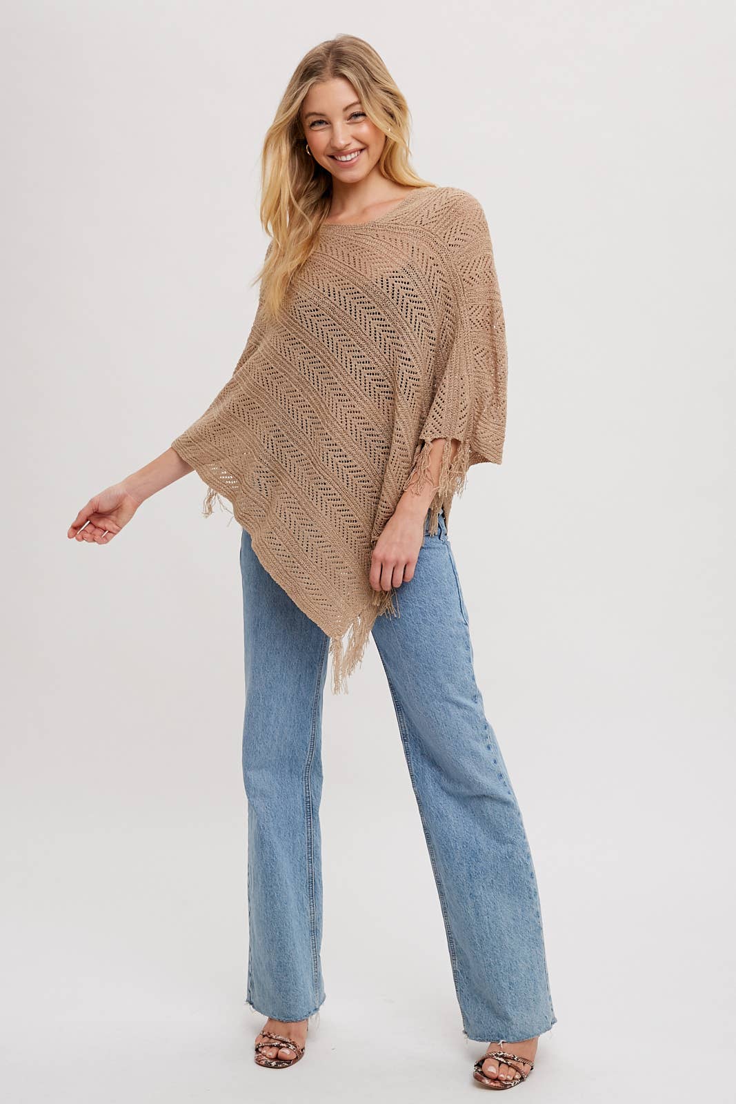 Bluivy – wholesale Poncho – Women's – OPEN-KNIT FRINGE PONCHO17