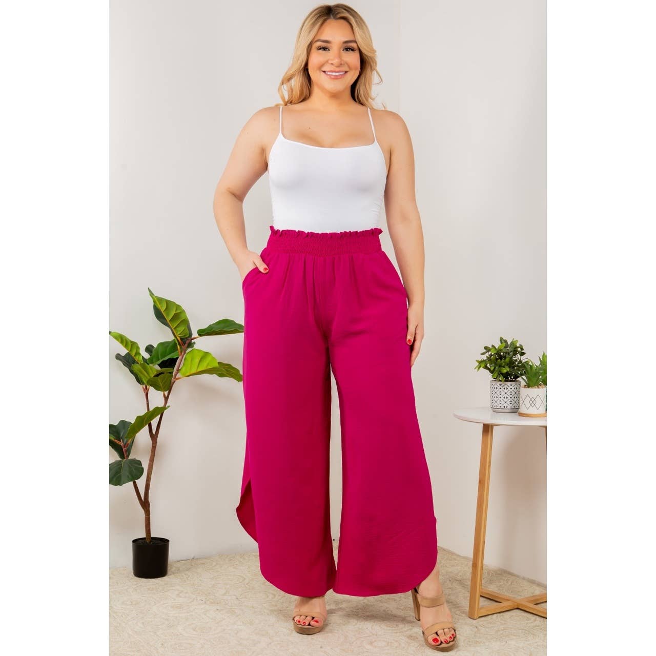 Curve Market - Wholesale Pants - Women's - PLUS SIZE ROUND HEM SIDE SLIT WIDE PANTS5