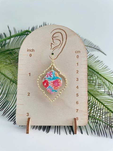 E & M Creative Design Co. - Wholesale Dangle Earrings - Tropic Twist Earrings2