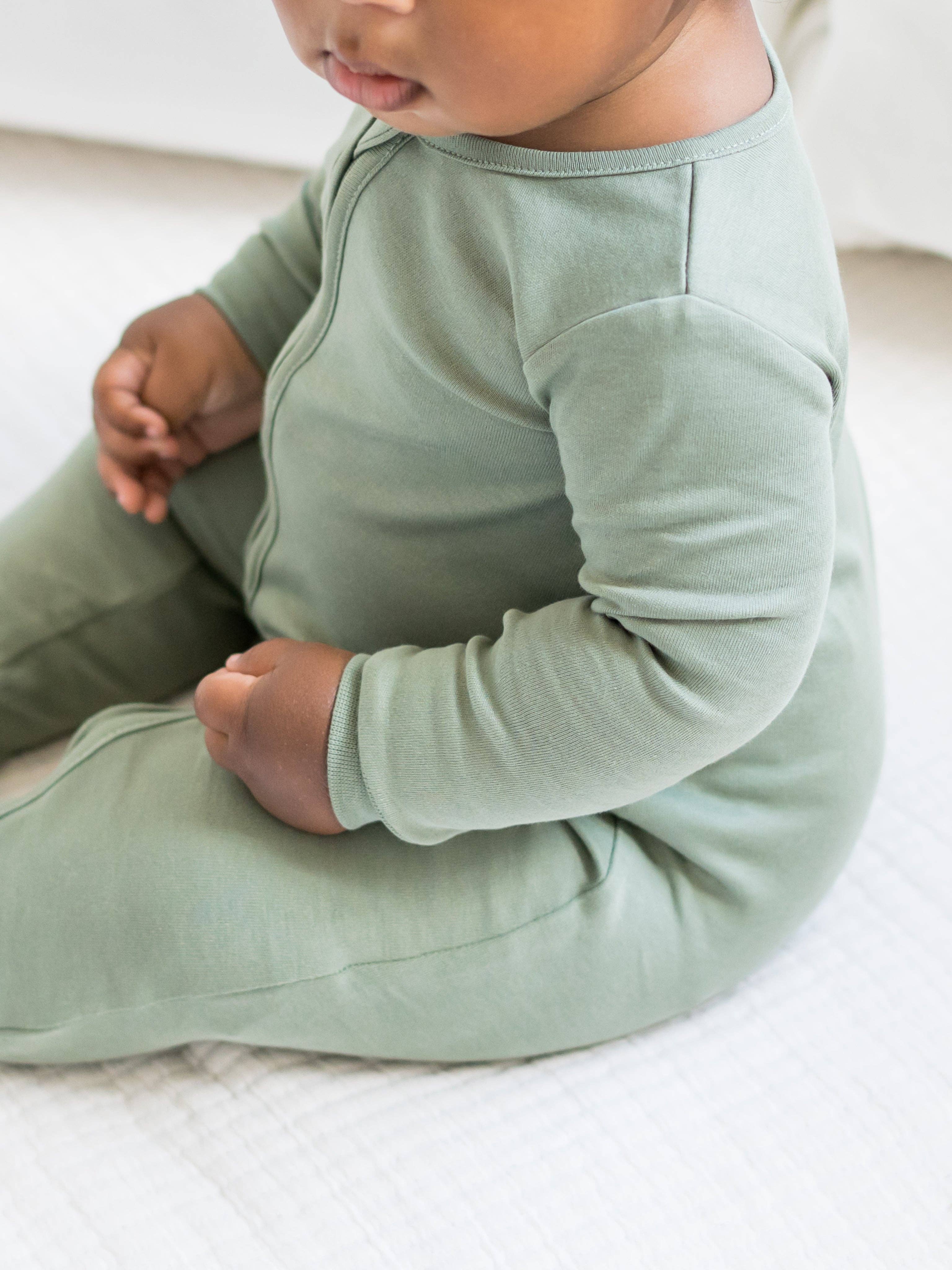 Colored Organics – Fato de dormir – Bebé por atacado – Clássico Macacão com Fecho Peyton9