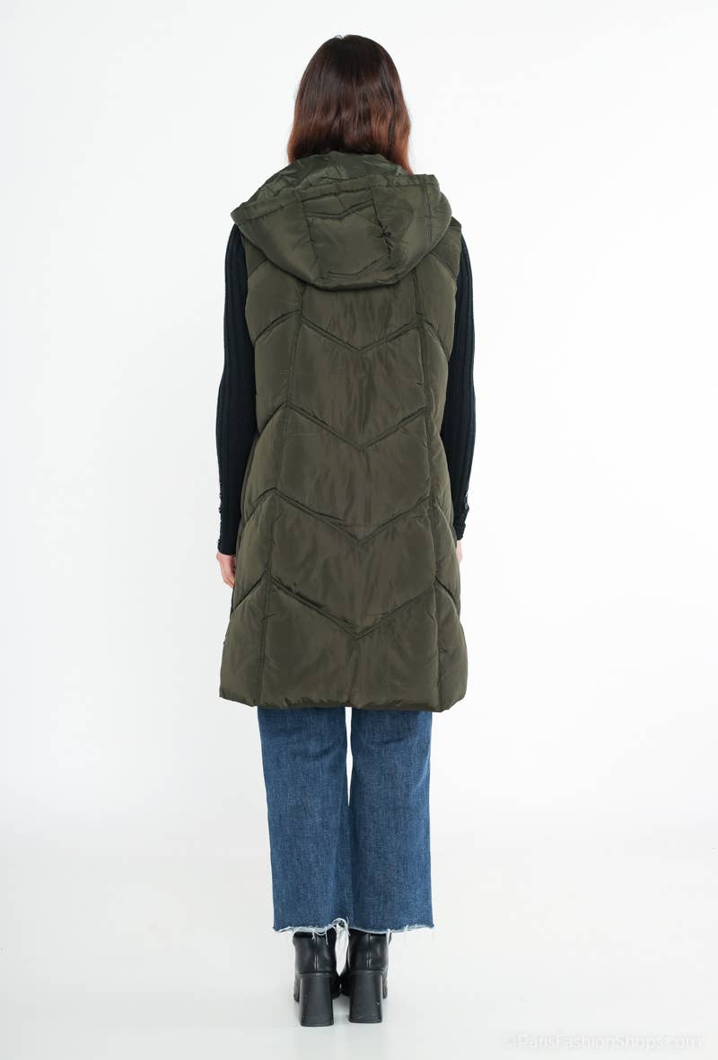 Saturne Paris - BIG SIZE EXCLUSIVE - Wholesale Outerwear Vest - Women's - Quilted Sleeveless Puffer Vest - Plus Size TG5813