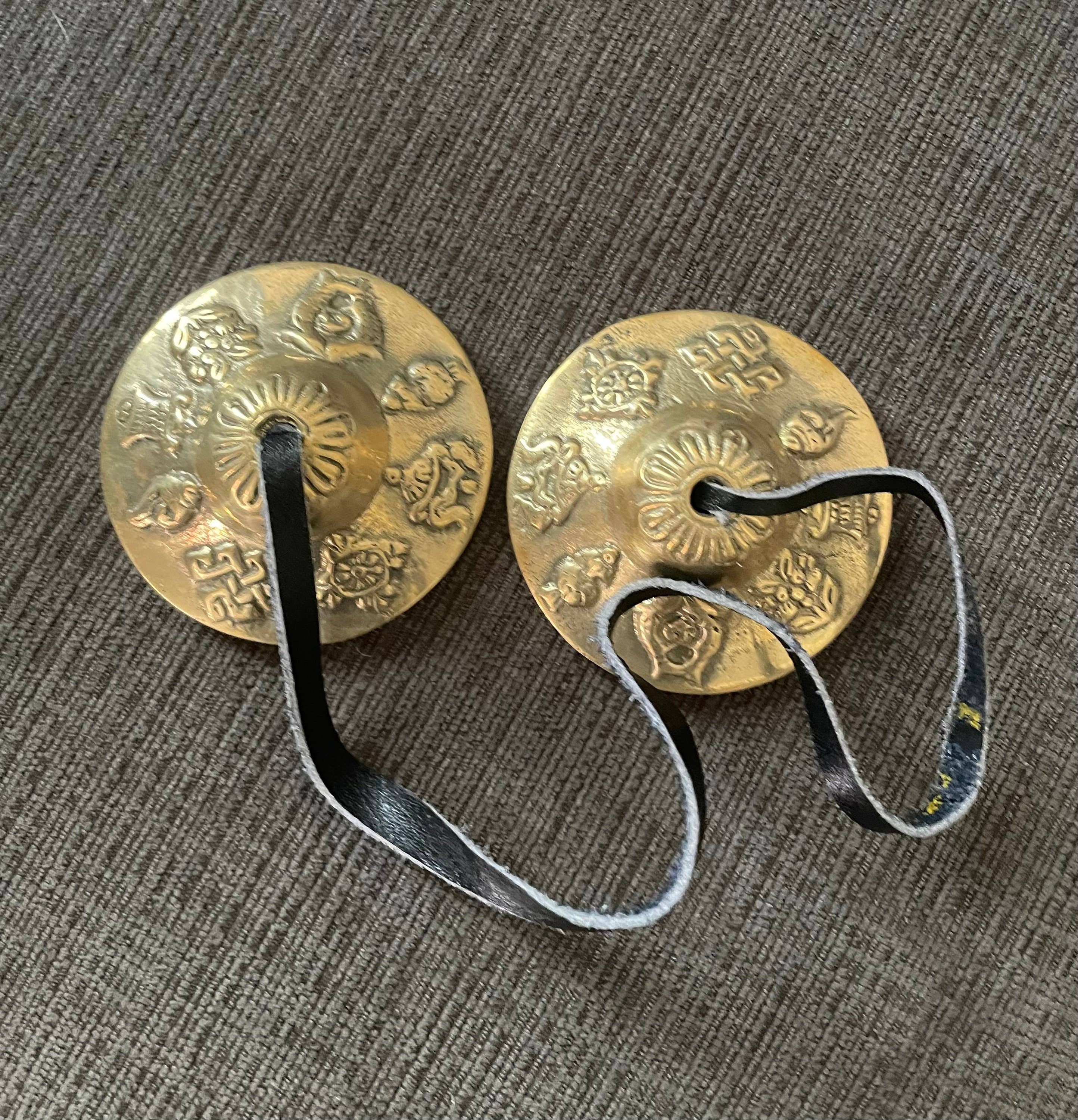 Like International - Wholesale Meditation Supplies - Hand-Engraved Flying Dragon Tingsha Cymbals for Meditation5