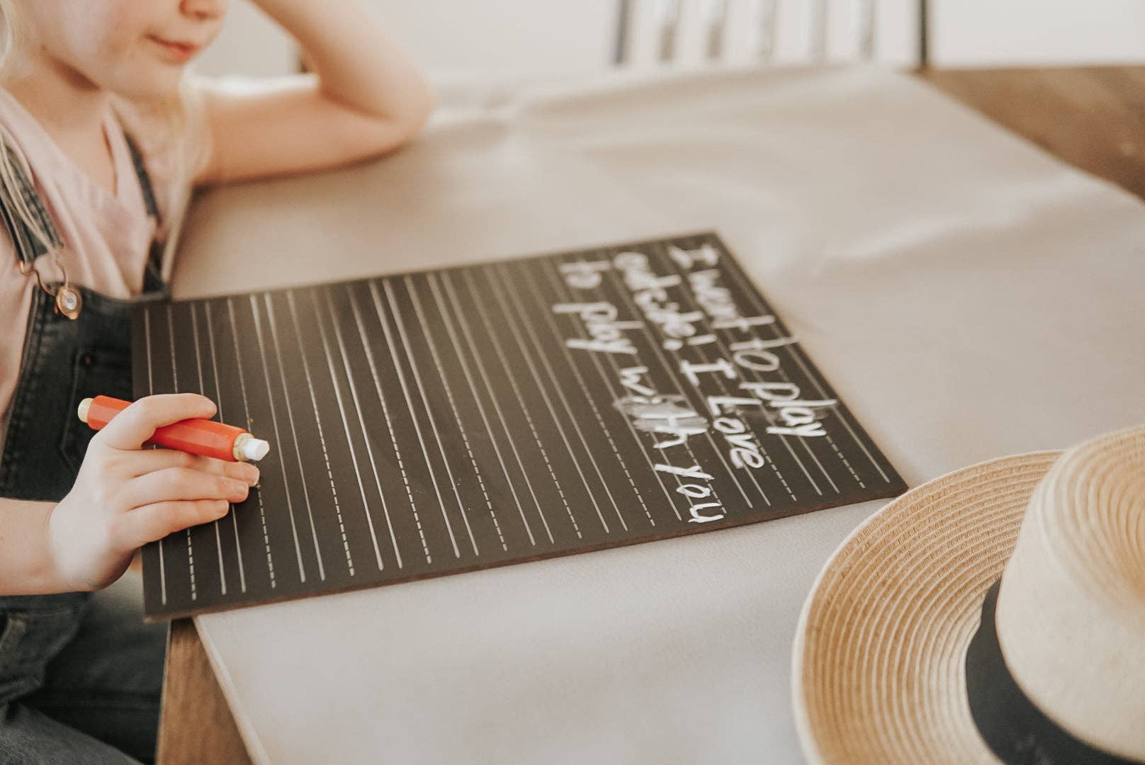 Chalk Full of Design – wholesale Svart tavla – Skrivtavlan Trace-n-Erase Chalkboard®1