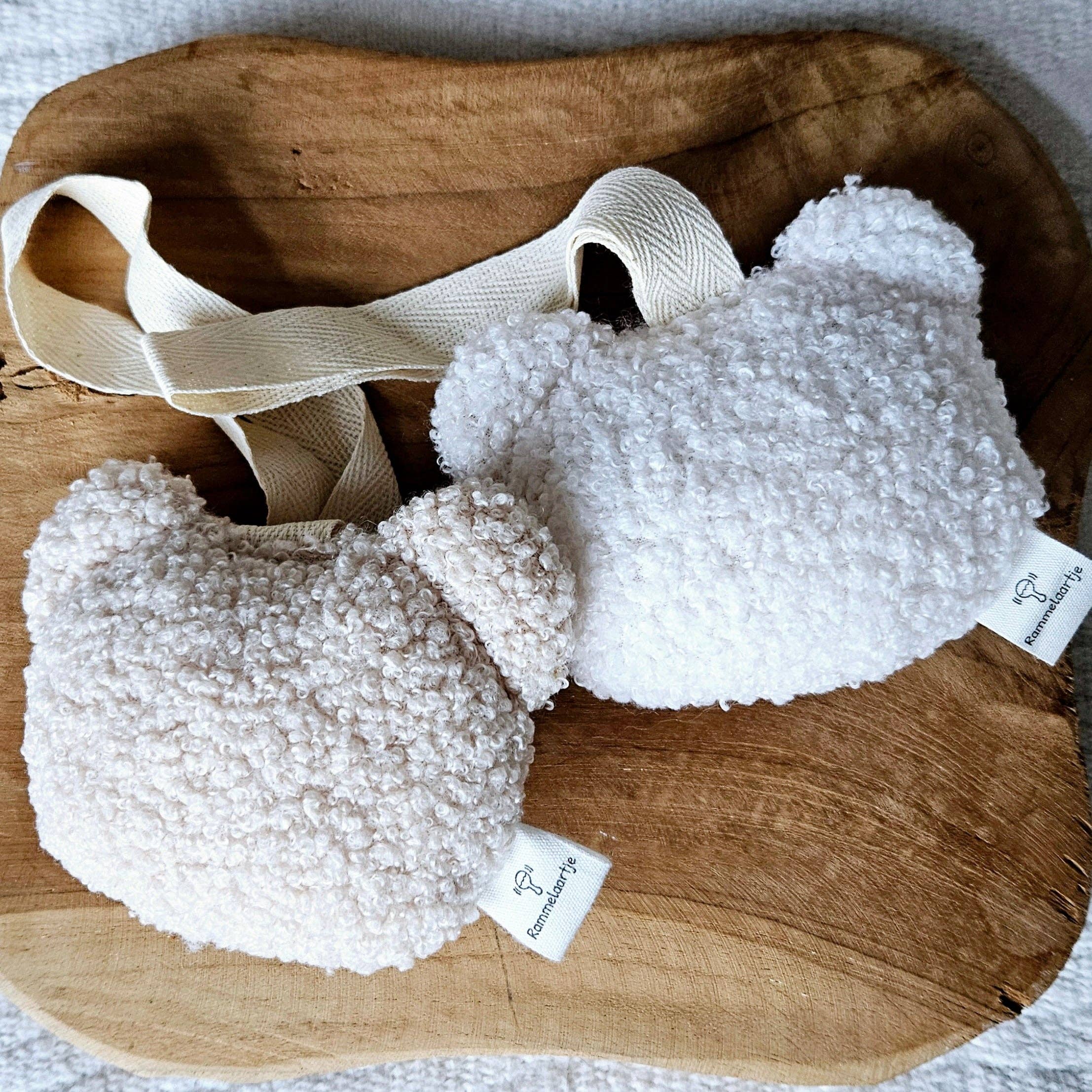 Rammelaartje - Venta al por mayor Chupete - Bebés - Clip para chupete de tela con osito hecho a mano - beige2