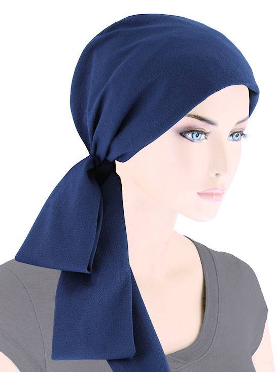 Écharpe cache-tête en mousseline de crêpe bleu marine pour la vente par Turban Plus