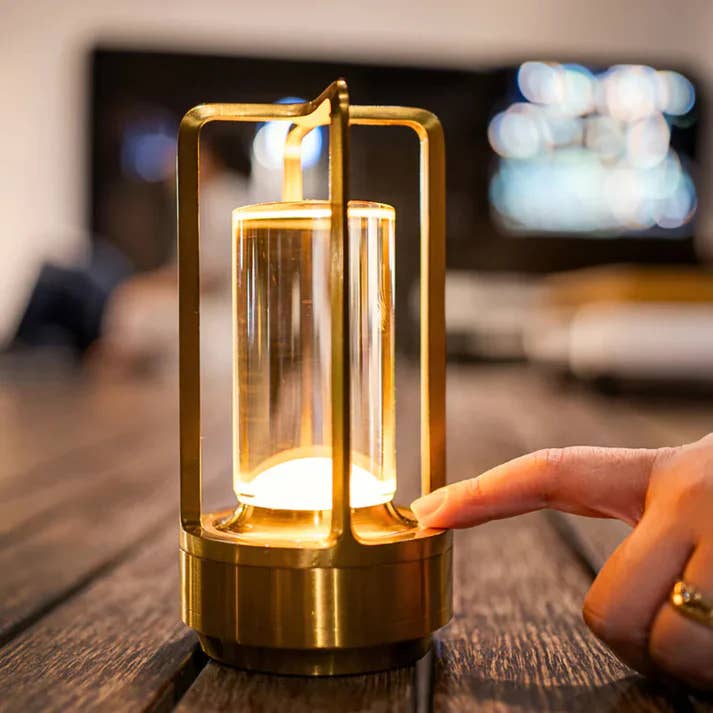 Kiyo Home - Wholesale Accent/Desk Lamp - Metal Table Lamps