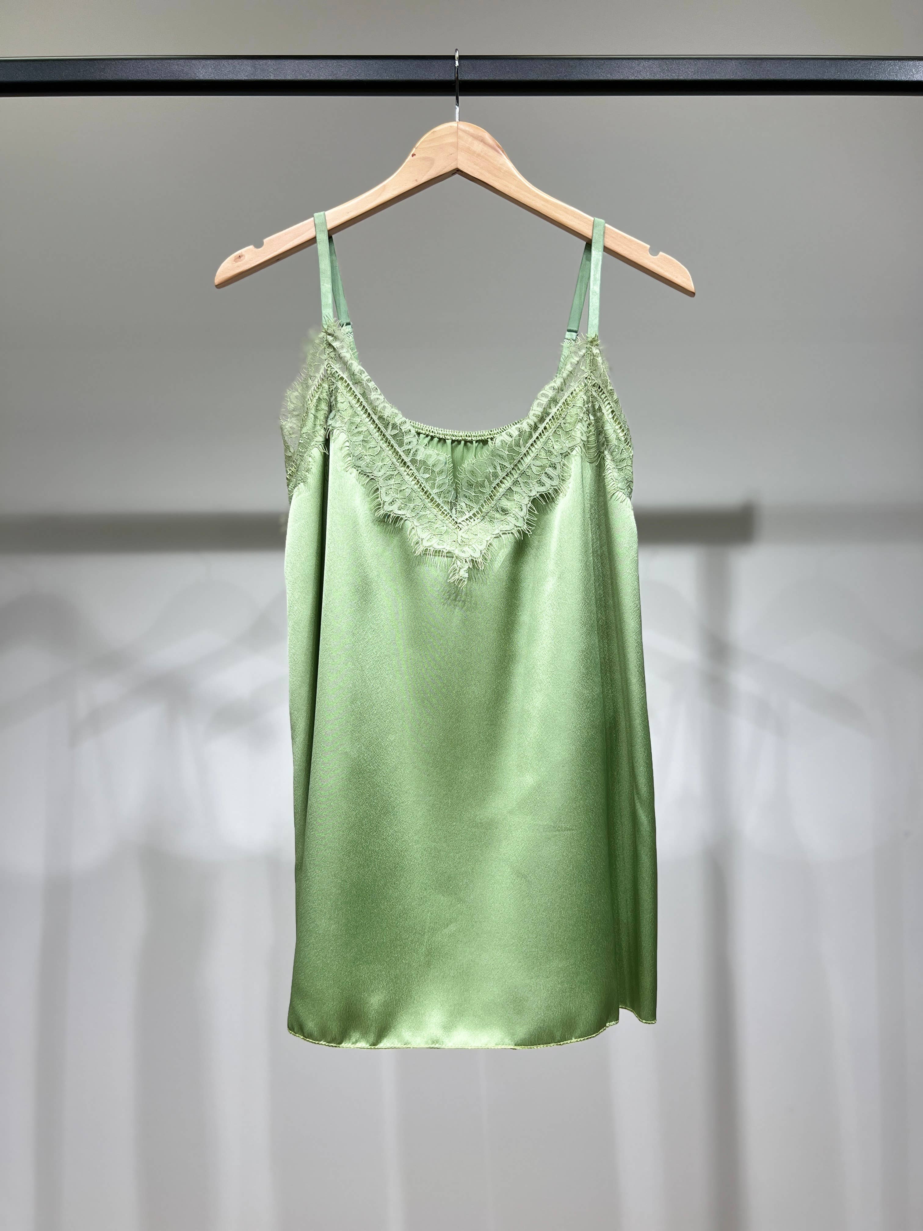 L'Emotion - Vente Débardeur – femme - Débardeur Caraco Ajustable à Dentelle Satiné0