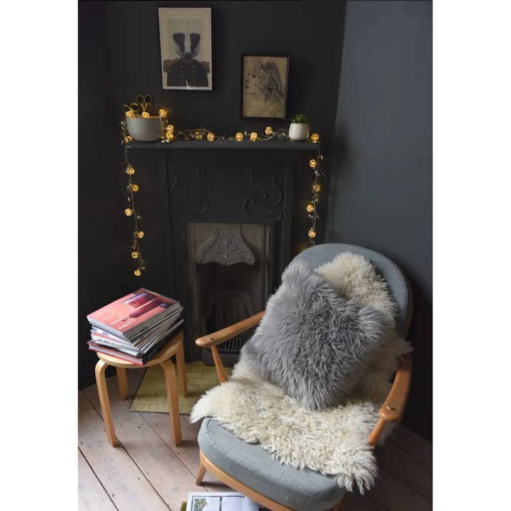 Lumina Of London AU - Wholesale String Lights - Ora String Lights - Glowing Orbs Along A Delicate Chain