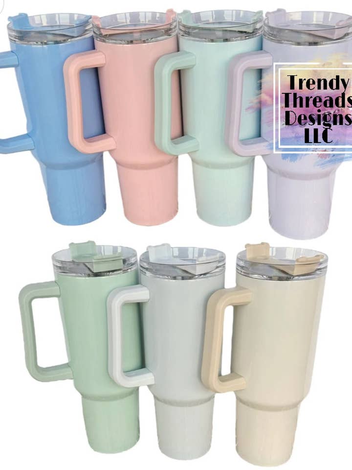 Becher mit 40-Unzen-Griff für den Großhandel von Trendy Threads Designs LLC