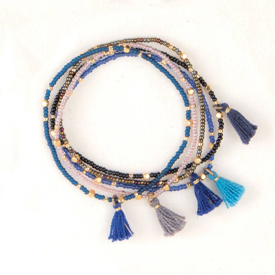 Altiplano - Vendita all'ingrosso Parure di gioielli - Set di cinque braccialetti con nappa0