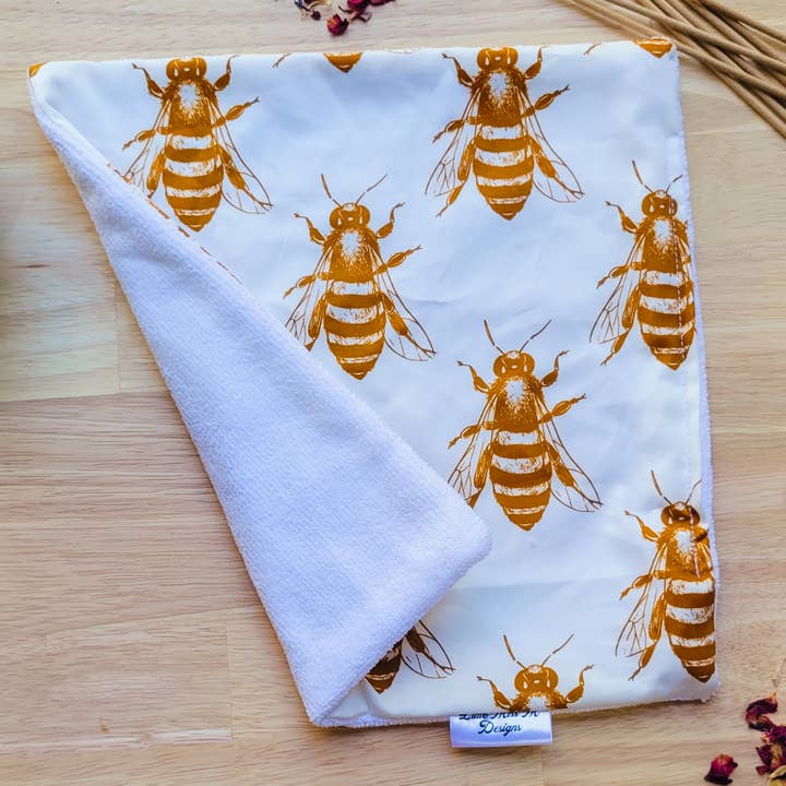 Wizzy Bee rengøringsservietter for engroshandel hos Little Miss M Designs