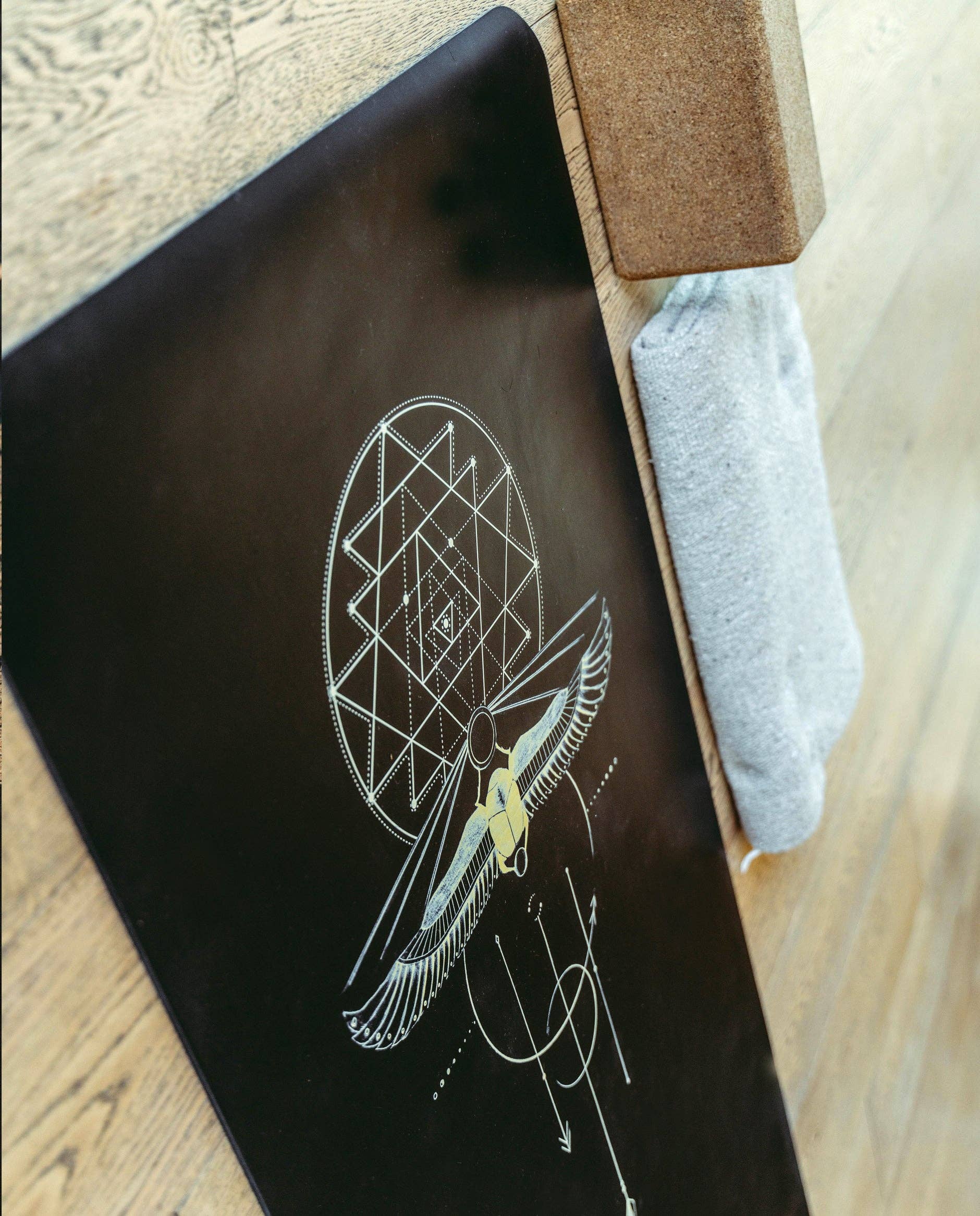 NEOCLASSICS - Wholesale Yoga Mat - Scarab Yoga Mat2