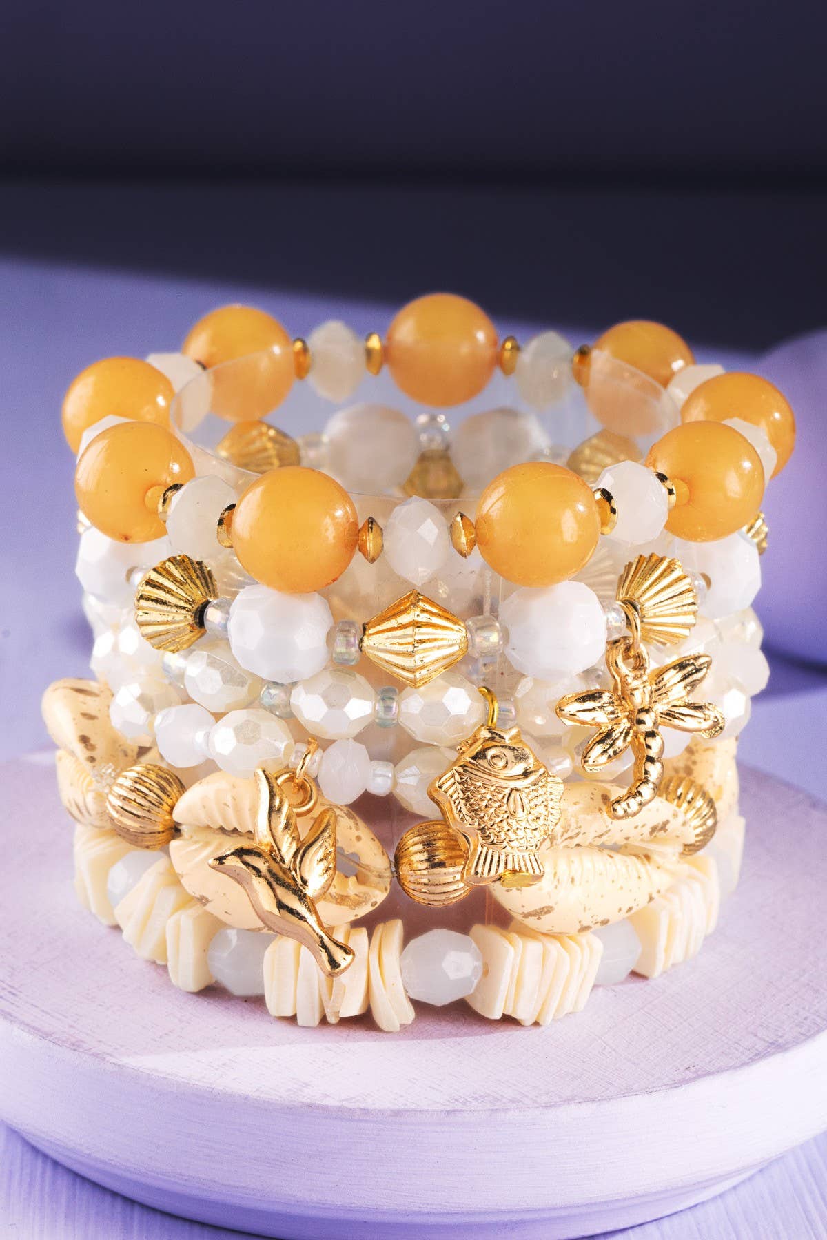 Spitze N Gold(IV) 6-lagiges gestapeltes und dehnbares Boho-Armband für den Großhandel auf Faire2