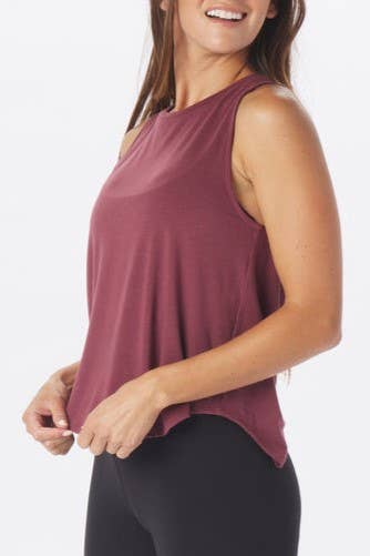 Rosa Clothing - Wholesale Tank Top - Women's - athletic workout tee Sports top Split Back Muscle Tank2