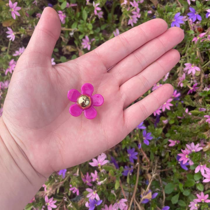 Mini Kitty Designs - Wholesale Shoe Accessories - Golden Flower Croc Charms2