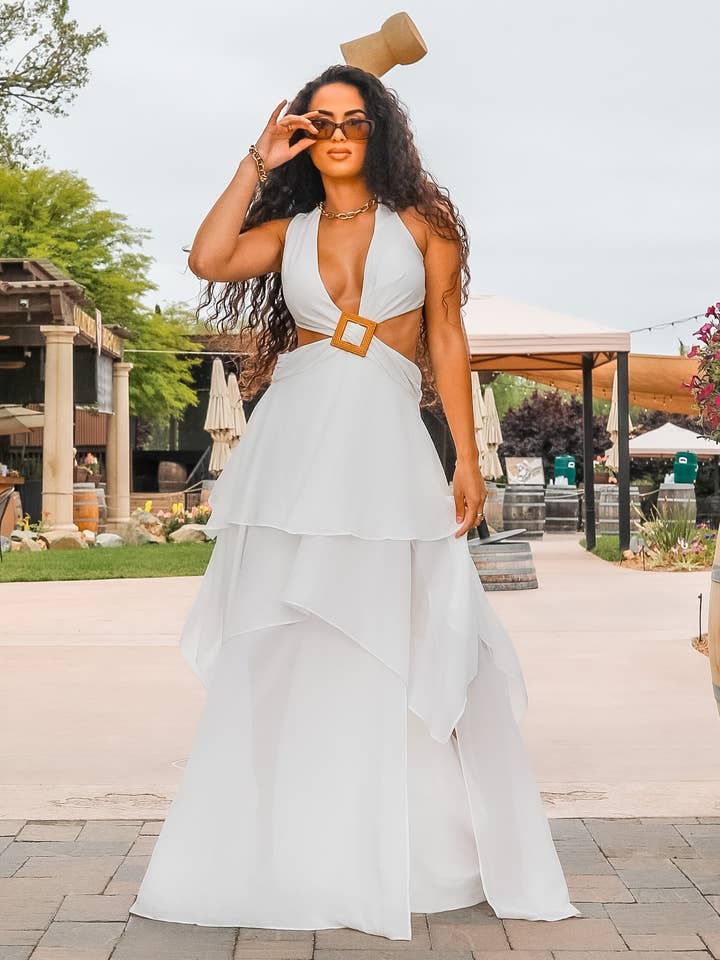 Maxi-jurk met diepe V-hals en ruches voor wholesale door SurelyMine