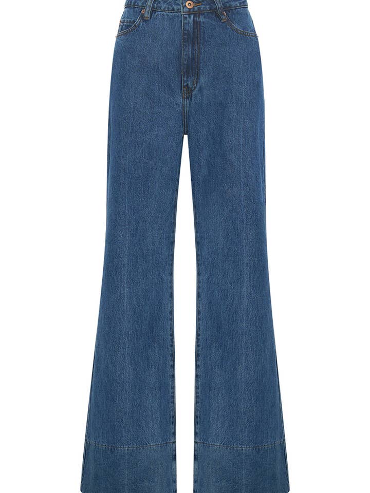 Vaqueros acampanados en azul medio para venta al por mayor de Bohemian Traders