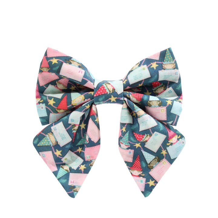 Gröna bokstäver för tomtehund dam rosett för wholesale av Pretty posh pups