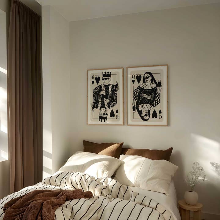 D'LUXE PRINTS - Wholesale Gallery Wall Set - King and Queen Of Hearts Prints Set2