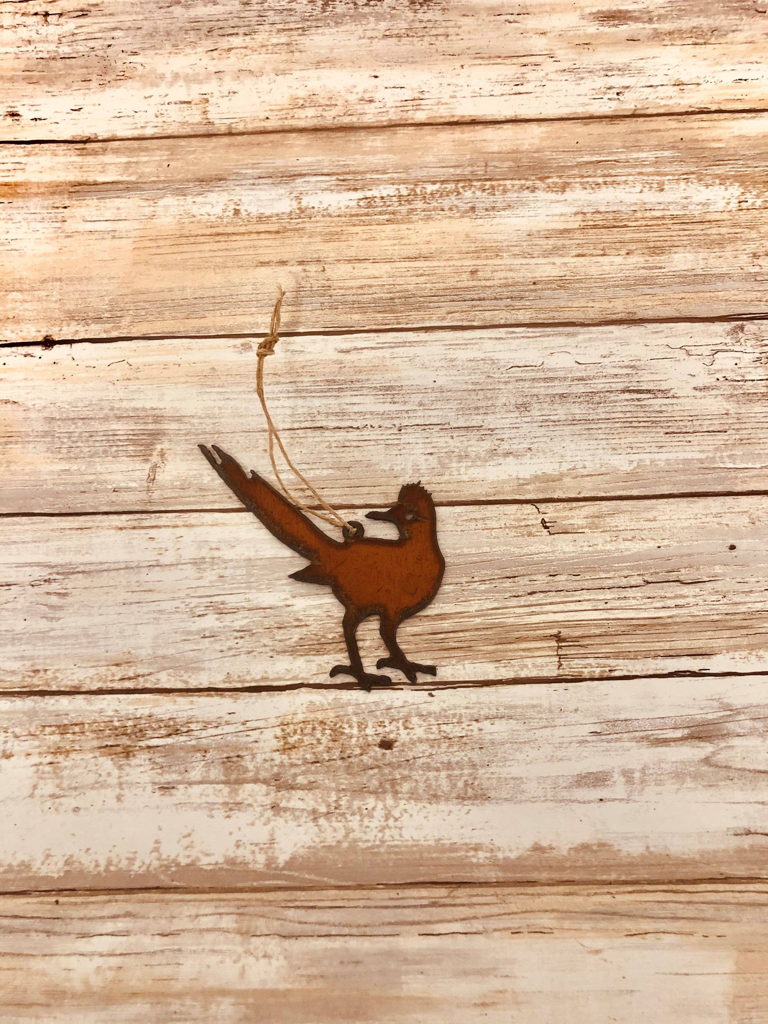 Universal Ironworks USA - Wholesale Ornament - Roadrunner Looking Back Ornament0