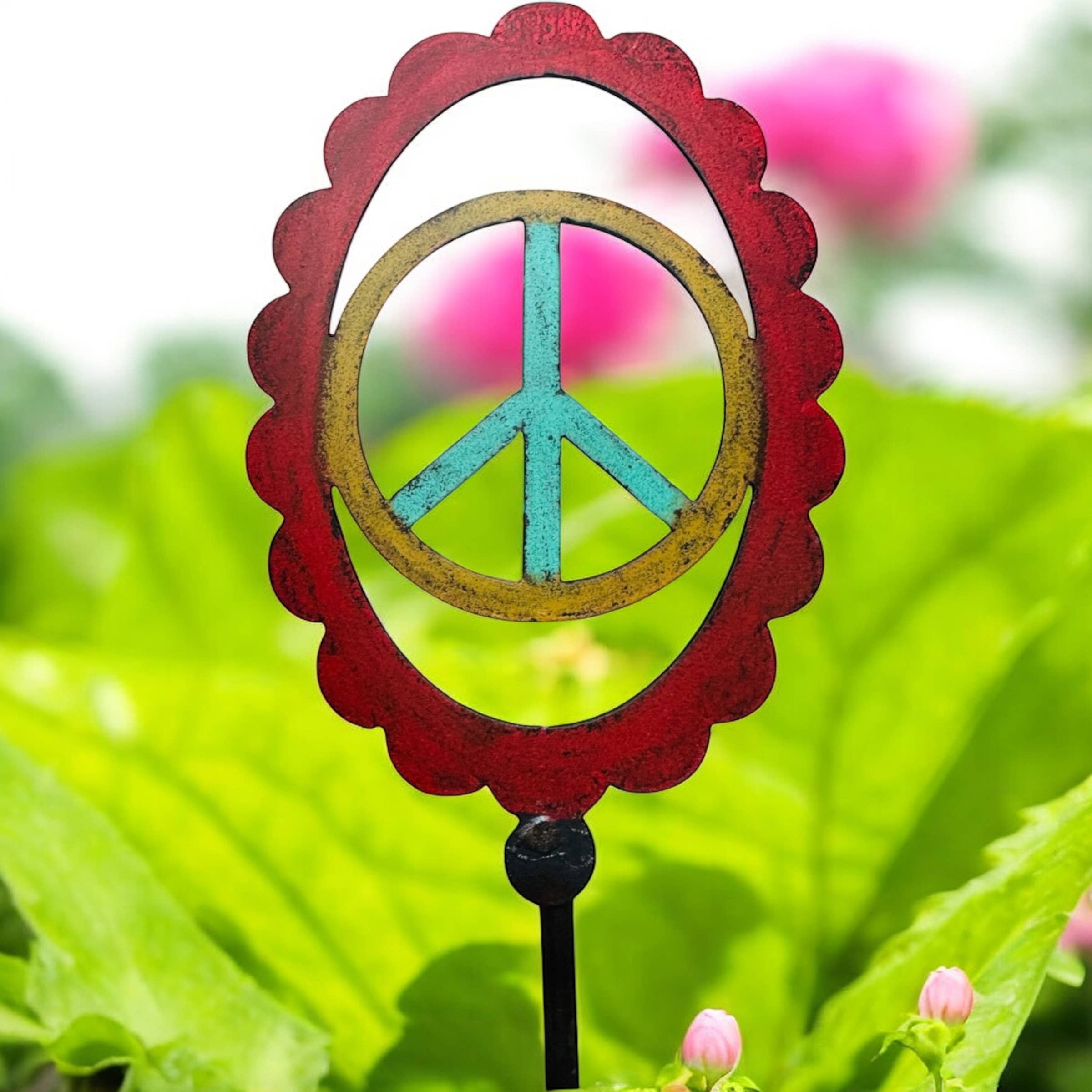Whimsies – Engroshandel Have/havestolpe – Vintage Peace-tegn plænepæl metal plantepæl hippie sød7