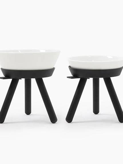 Table pour animaux surélevée Oreo. Noir et blanc. Grande pour la vente par Pets So Good