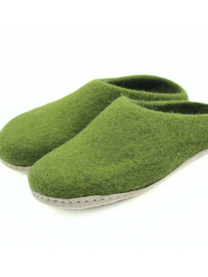 Chaussons en feutre chauds et écologiques pour adultes pour la vente par Woollyfelt
