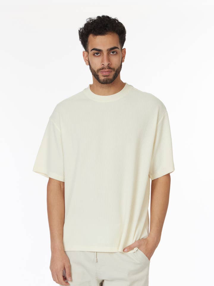 T-shirt texturé à manches courtes pour homme (Ivoire) pour la vente par Hawk's Bay