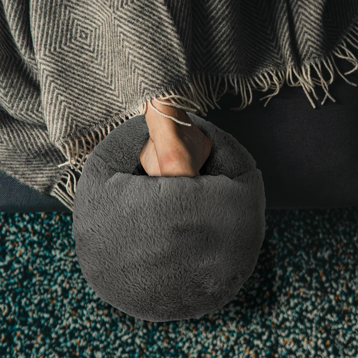 Mad Monkey GmbH - Wholesale Heating Pad - “Classic” foot warmer with different heating levels