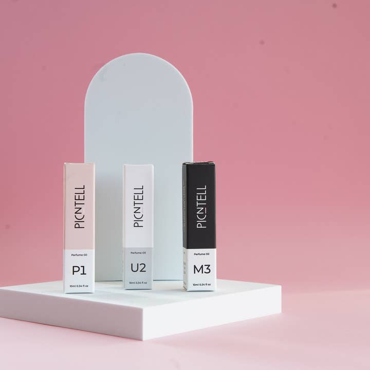 PICNTELL - Wholesale Roll-On Fragrance - M1 Cologne - PICNTELL's Impression of Aventus by Creed - Men2