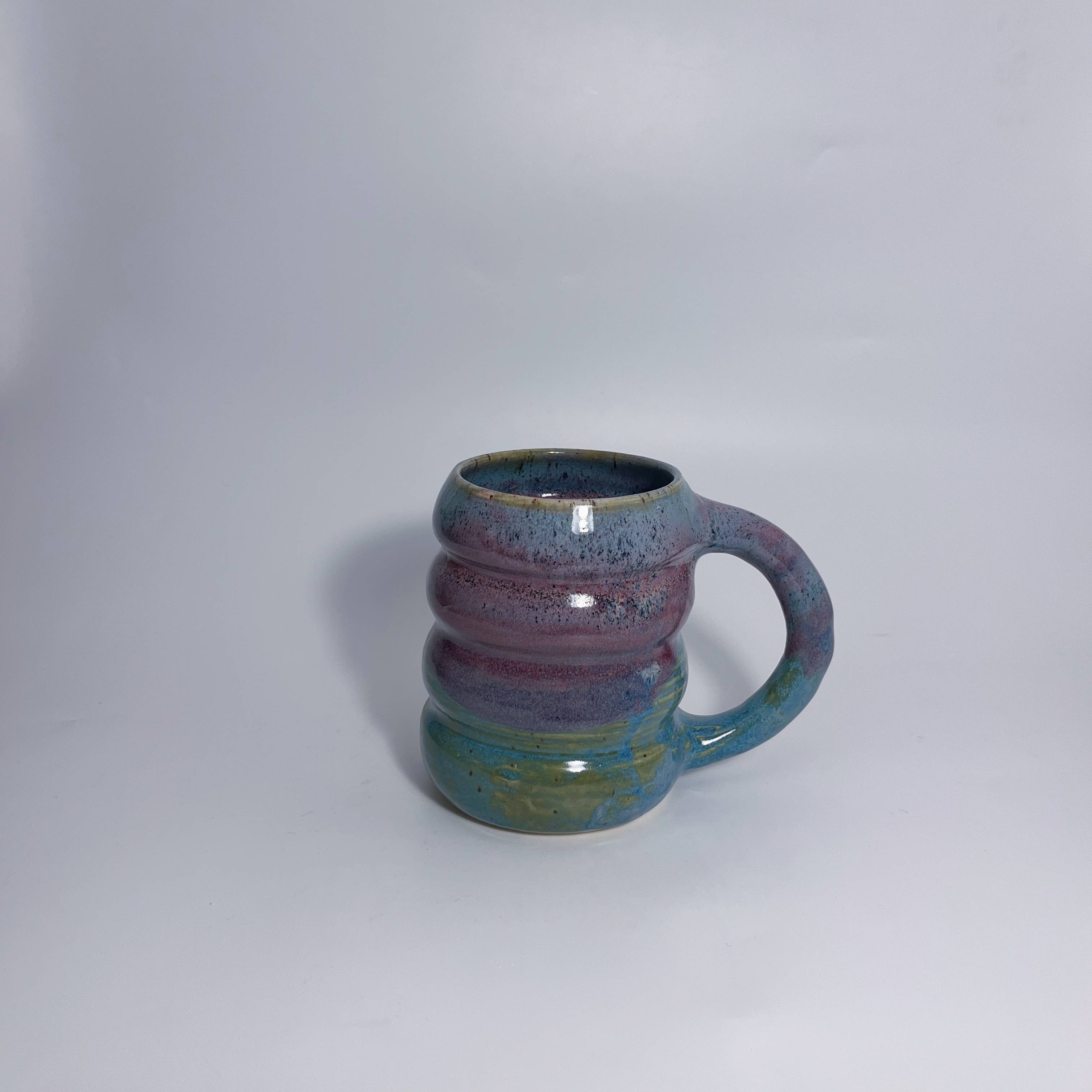 Lai Ceramics - Wholesale Coffee Mug - Curvy Mug3