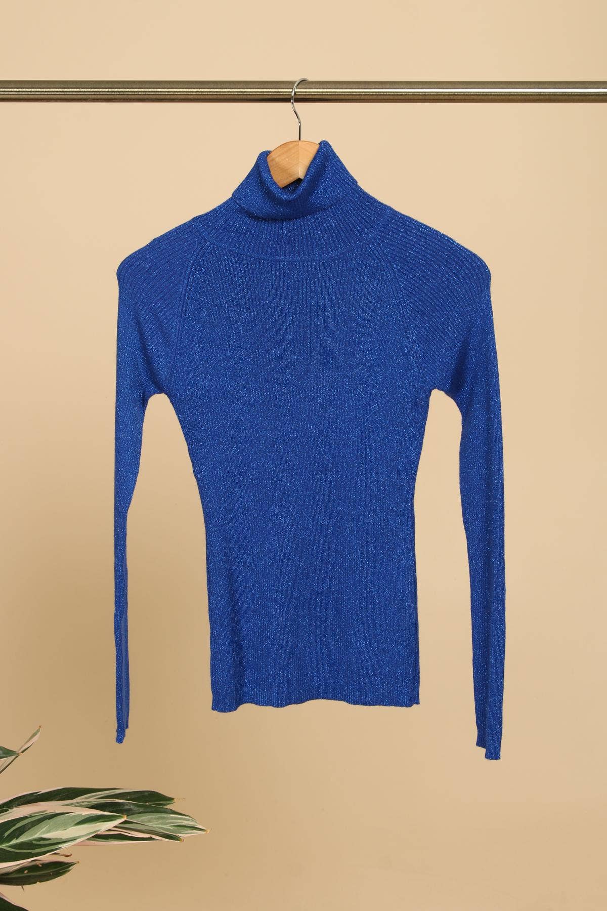 DIX-ONZE - Wholesale Knit Sweater - Women's - Fine Knit Turtleneck Sweater – Elegance & Comfort12