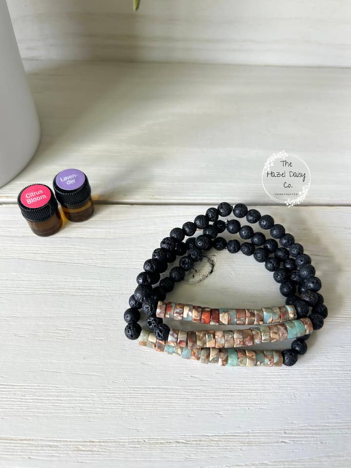 Bracelet Diffuseur en Marbre Vintage pour la vente par The Hazel Daisy Co