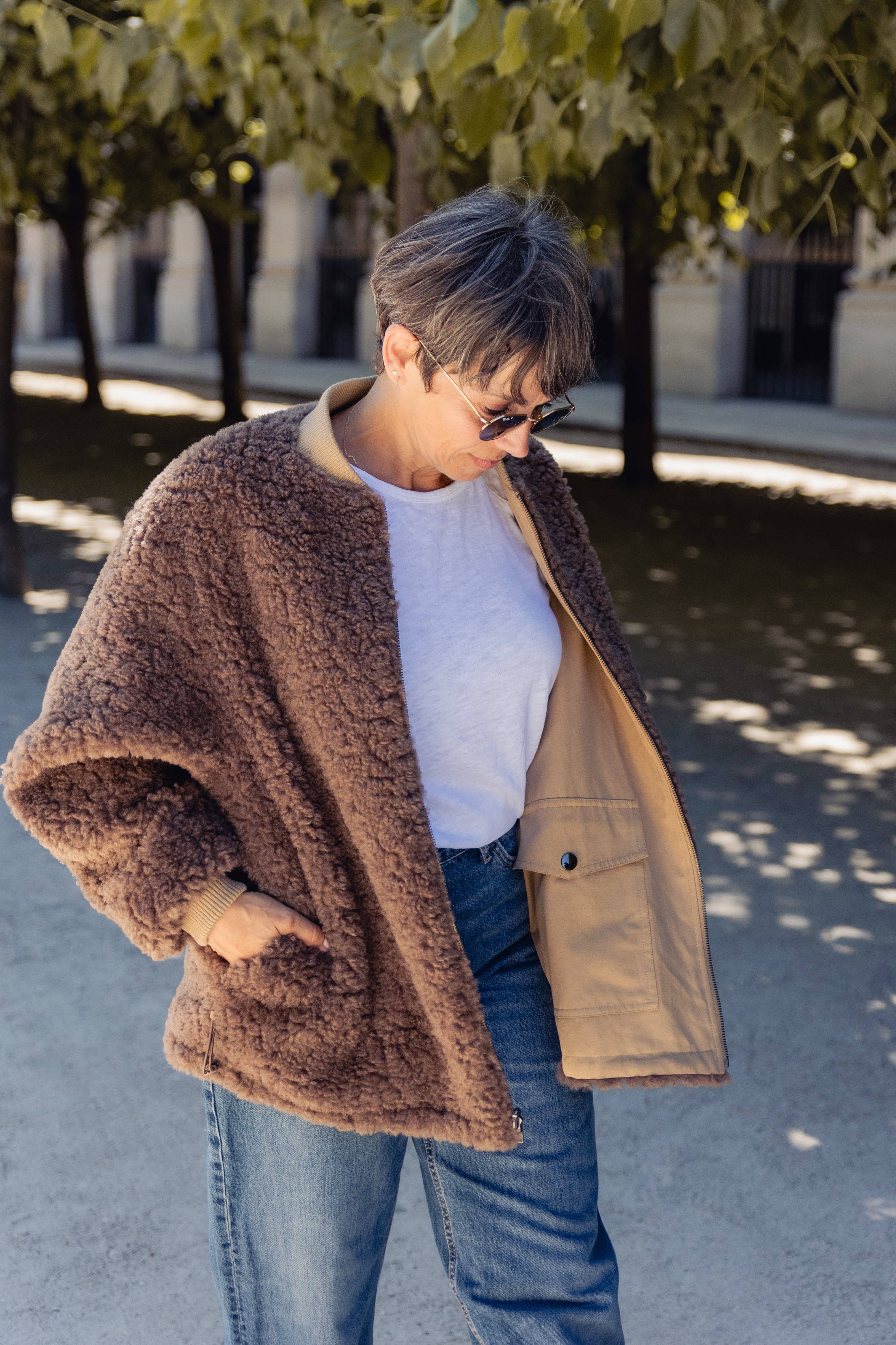 KZELL PARIS – Großhandel Jacke – Damen – WENDBARE BOMBERJACKE MIT KUNSTSCHAFSFELL0