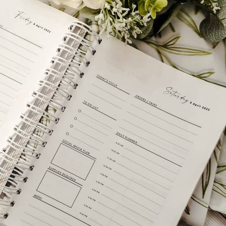 SR Creative Studio – wholesale Planner – 2025 A5 Custom Business Planner with Wire Bound and Logo2