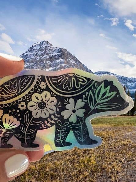 Autocollant d'ours sauvage canadien/Souvenir canadien pour la vente par The Doodle Diary