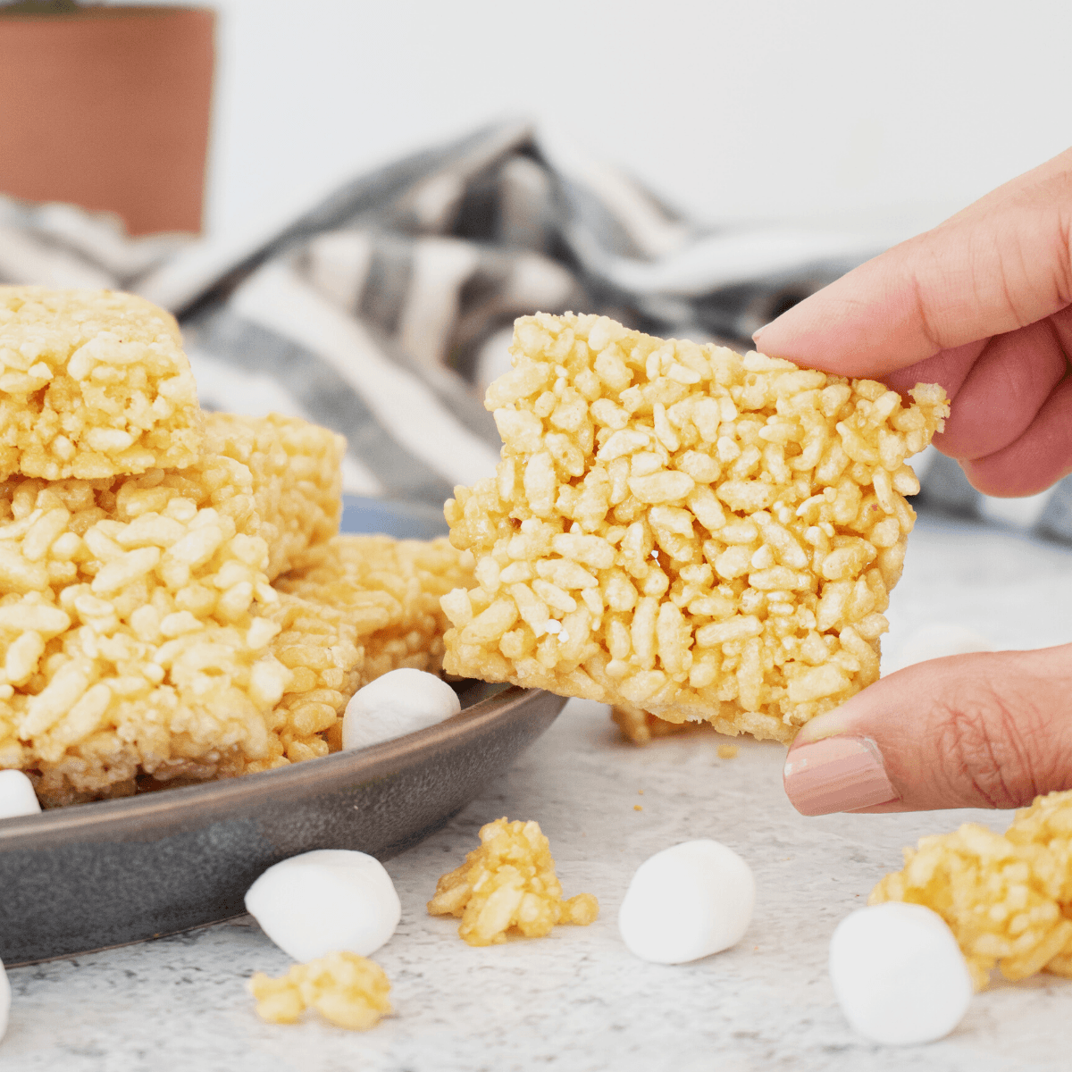 Perfect Keto - Wholesale Snack Bar - Mallow Munch (8 Count)- Low Calorie, Low Carb, Krispy Bar2