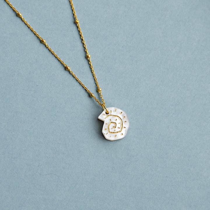 Pepper You - Wholesale Pendant/Charm Necklace - Shell Hoop Necklace