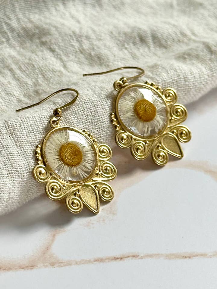 Pressed Flower Jewelry | Minimalist Jewelry | Brass Jewelry for wholesale by Little Leavez