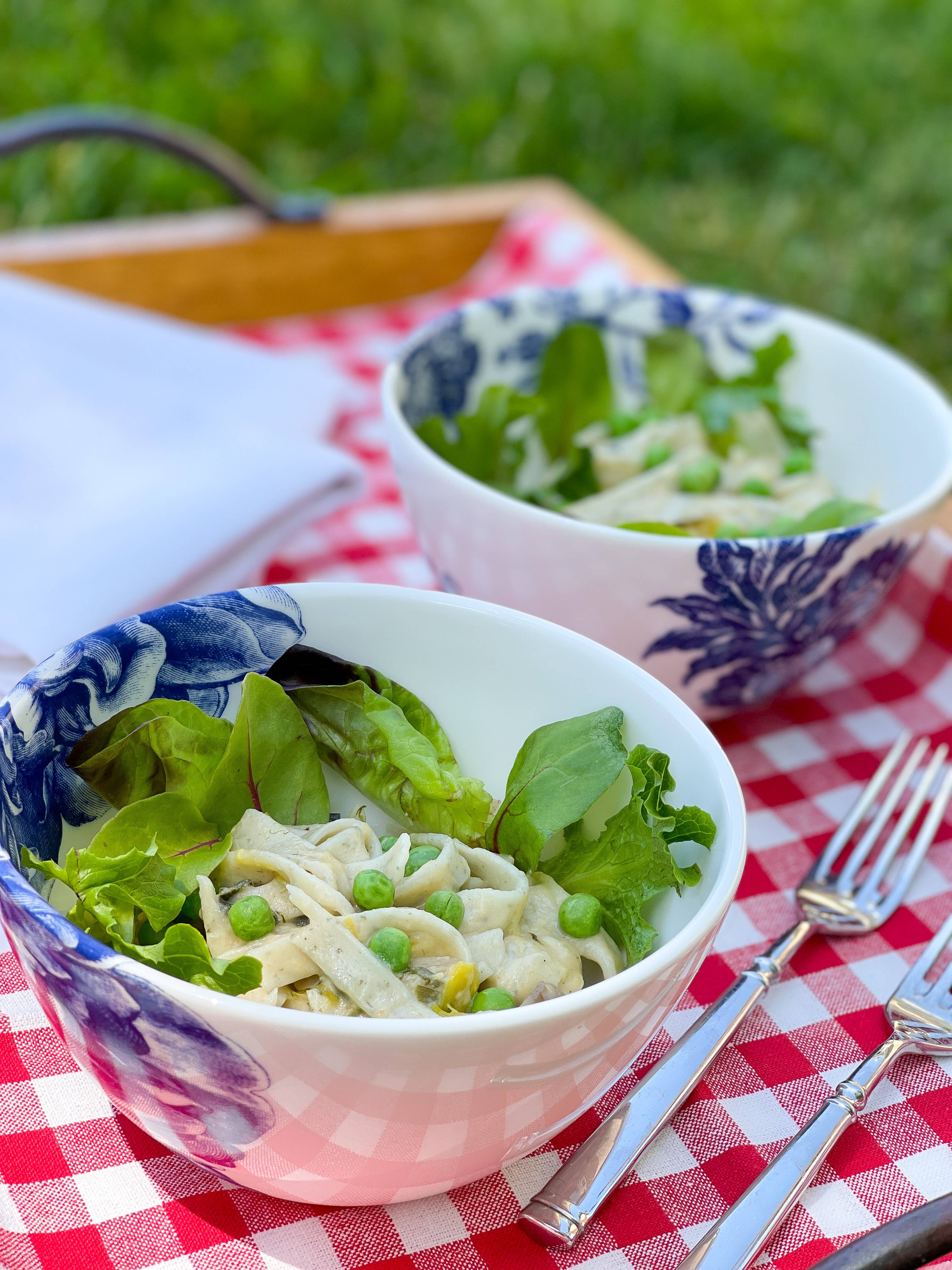 Valente Pasta - Wholesale Pasta - Roasted Garlic and Basil Fettuccine2