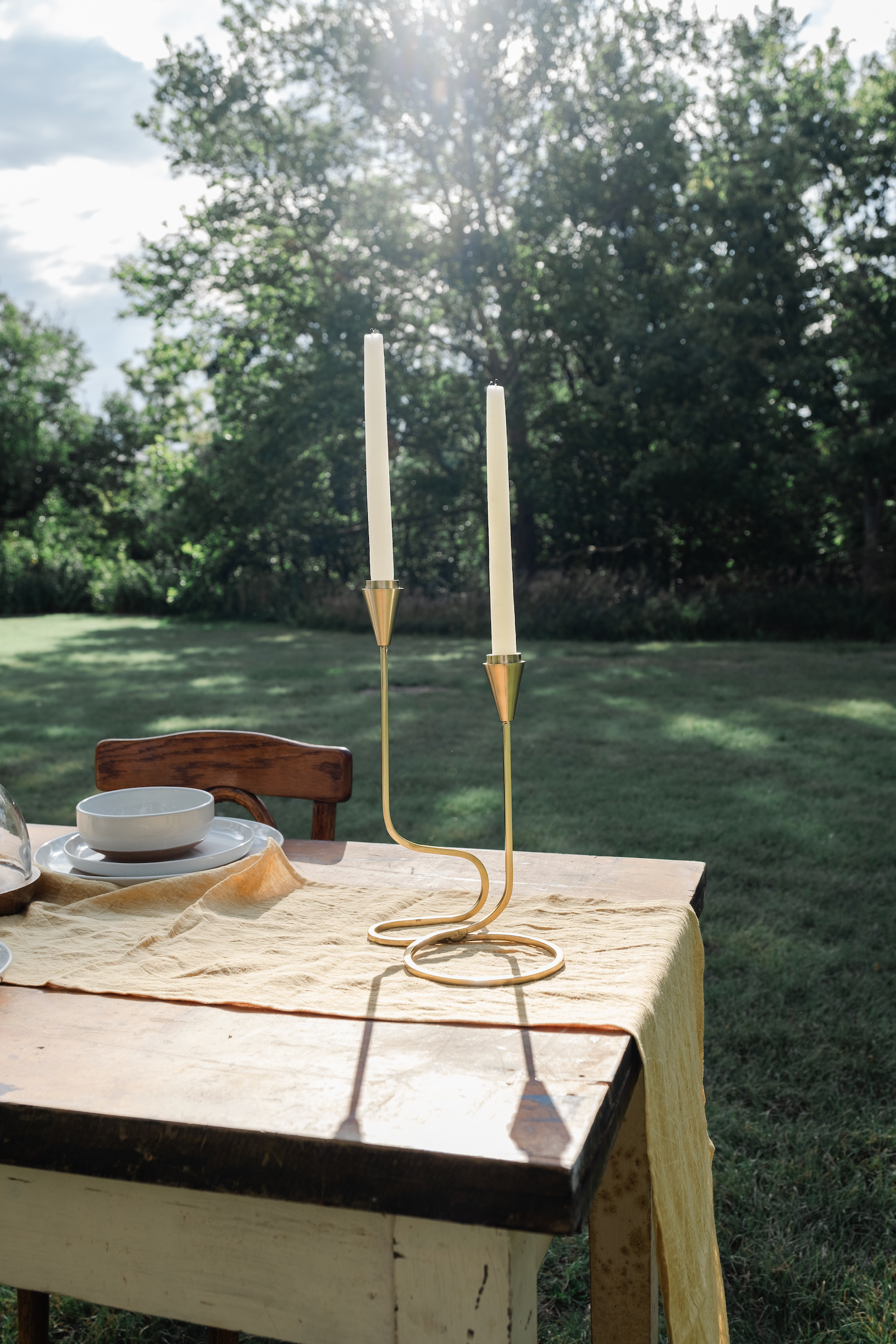 Made Market Co. - Wholesale Candle Holder - Gold Loop Taper Candle Holder1