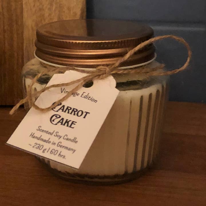 Vela aromática «Carrot Cake», edición vintage, aproximadamente 230 g para venta al por mayor de Heart & Soul Candles